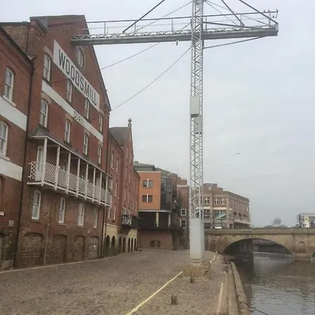 Woodsmill Quay Apartment *